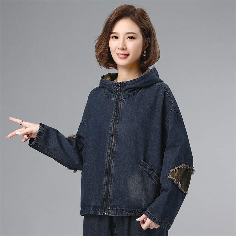 2021秋季新款时尚拼接连帽水洗牛仔外套，女装牛仔外套，叶笙衣