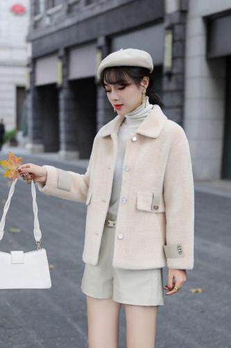 2032款七彩黄金貂，女装，依柏璐