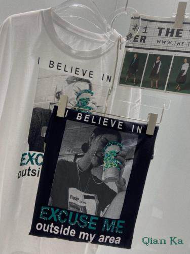 图案重工订钻T，女装，浅卡