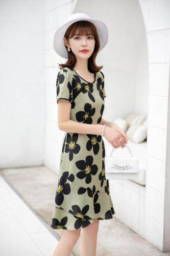 （现货）旗袍裙，女装婚纱/旗袍/礼服，伊娜蕾尔