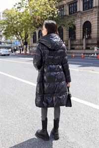 【现货】收腰修身款羽绒服图片