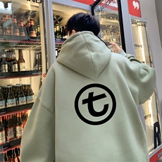 奶绿色