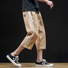 卡其色
