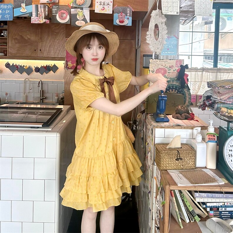 多巴胺甜美减龄黄色波点娃娃领连衣裙夏日收腰显瘦蓬蓬公主裙子女,女装连衣裙,星座506A