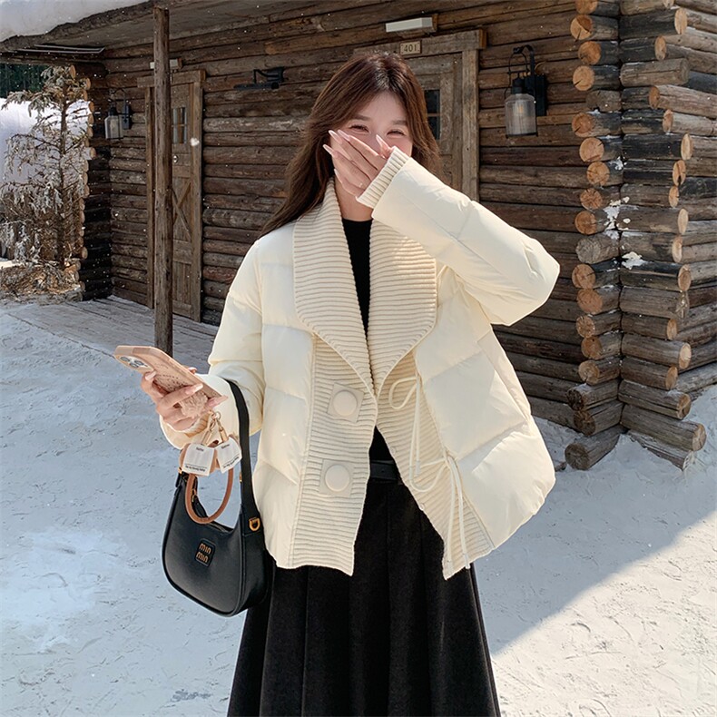 白色针织翻领羽绒服女2024冬季新款设计感温柔气质短款白鸭绒外套,女装羽绒服,维壹