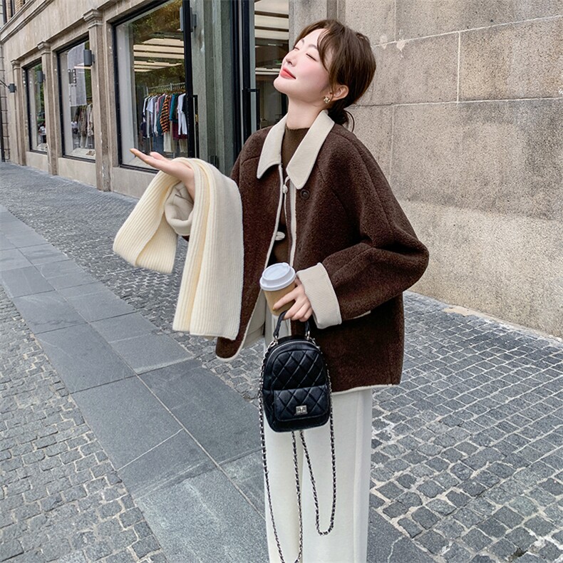 美拉德咖色皮毛一体外套女秋冬超火好看高级感加绒加厚羊羔毛大衣图片