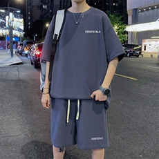 深灰色