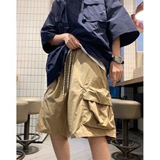 卡其色