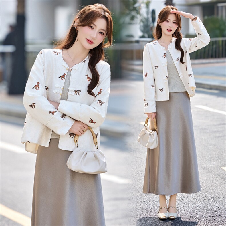 现货重工艺新款新中式春季刺绣提花设计感时尚气质减龄外套，女装短外套，韩美纤衣