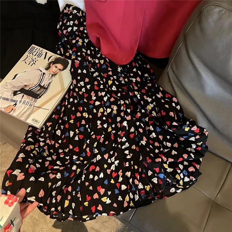 百搭韩风爱心半裙，女装半身裙，欧妮卡蒂蔓