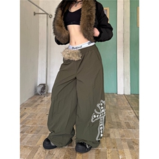 绿色