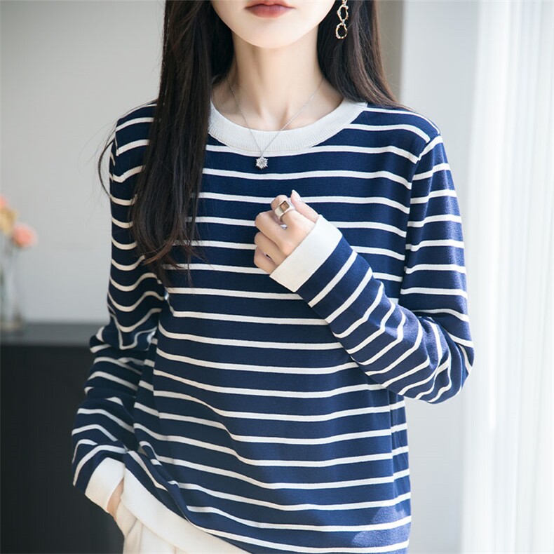 2025年秋季长袖套头圆领条纹拼色长袖，女装针织衫/毛衣，萱芳婷羊绒