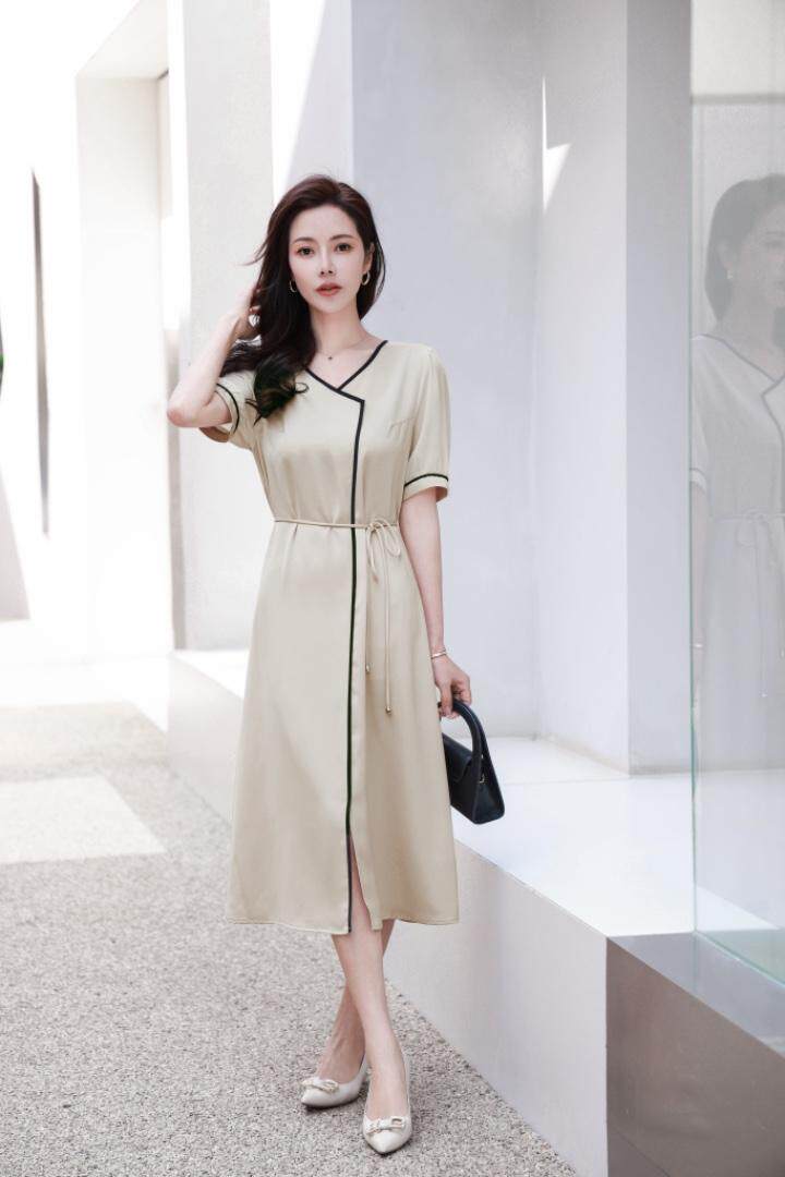 气质连衣裙，女装连衣裙，蓝芝衣秀