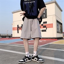 灰色
