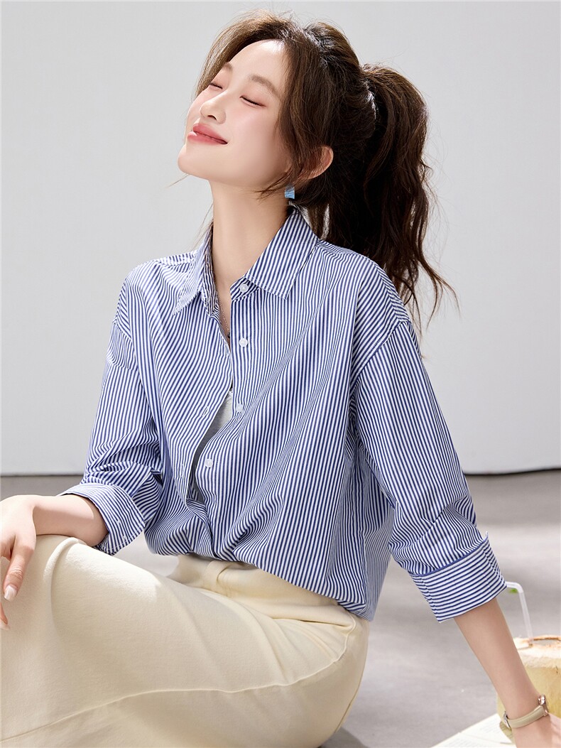 2026春夏新款显瘦清新减龄粉白条纹衬衫女设计感小众宽松叠穿衬衣，女装衬衫，艾米