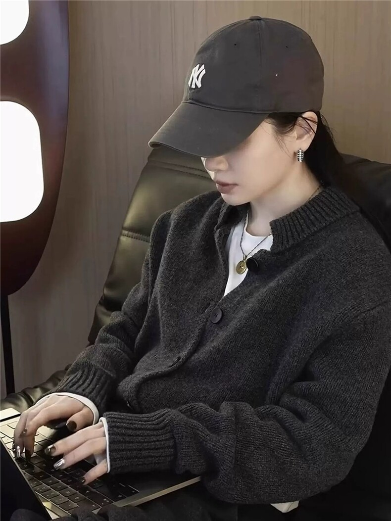 高级感短款毛衣开衫外套女款2025新款潮款秋冬宽松慵懒针织衫上衣,针织衫/毛衣,美莎羊绒