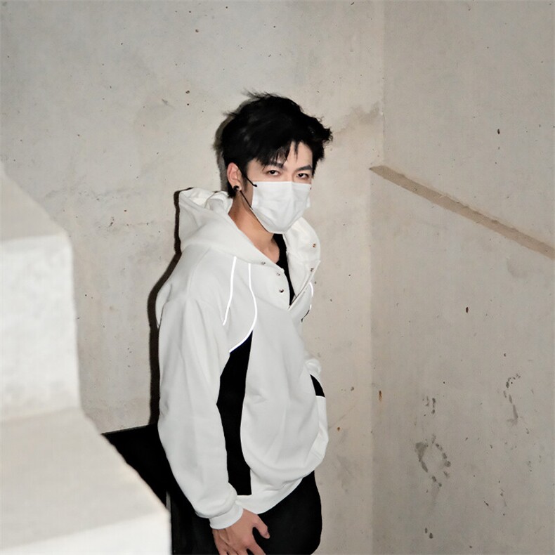 品质新款设计反光条纽扣连帽款男士卫衣学生p70加绒p80，男装卫衣，电商B319