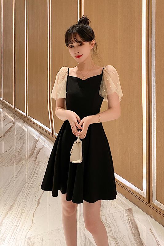 显瘦背带裙套装女2021新款仙的小众两件套网红小个子穿搭洋气,女装连衣裙,潮品会