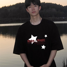 黑色