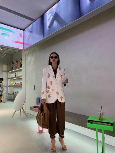 早春新品高级印花海螺西服外套，女装，AUDREY WANG