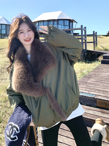 军绿色两面穿派克棉服女2025冬季新款宽松加厚保暖设计感短款外套图片