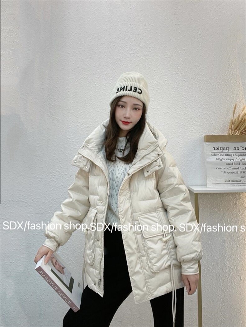 【现货】高品质带帽羽绒服，女装羽绒服，色调轩