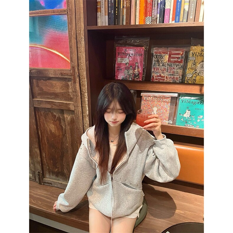 抖音得物高品质26春装美式高街铆钉杜宾犬耳朵开衫卫衣外套W125,女装短外套,电商A486