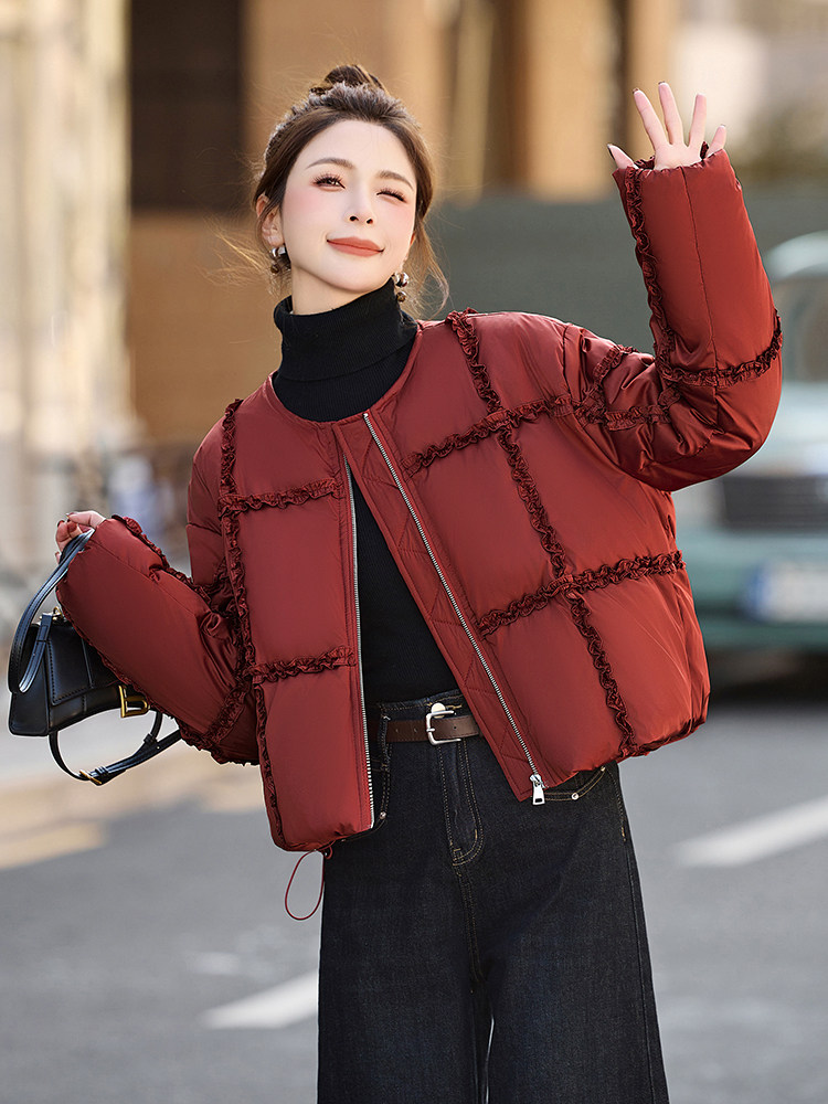 短款羽绒服女款冬季2024新款白鸭绒小个子超厚面包服外套,女装羽绒服,橙子家