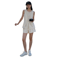 杏色设计感无袖马甲短裤套装女夏款韩版系带假两件上衣短裤两件套，女装套装/套裙，2C310