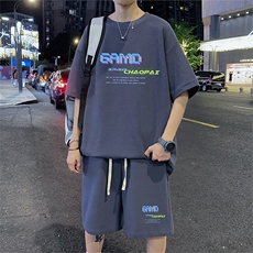 深灰色