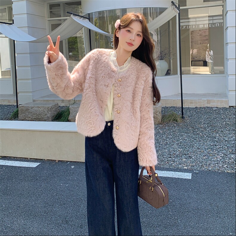 现货当季新款温柔风皮毛一体2C229-86115-P199-K375,女装短外套,2C229