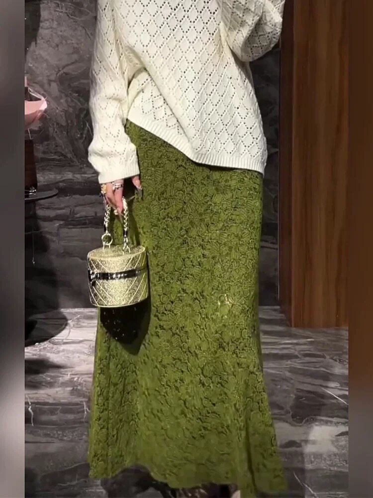 2025年秋季时尚百搭通勤简约休闲植绒钩花半身裙,女装半身裙,织己羊绒