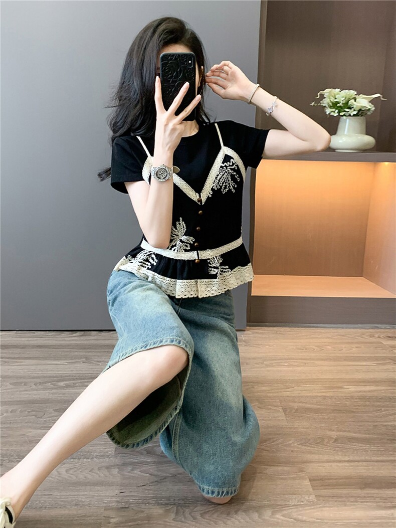高级感时尚减龄套装女夏设计感蕾丝拼接假两件上衣牛仔中裤两件套,女装套装/套裙,江南