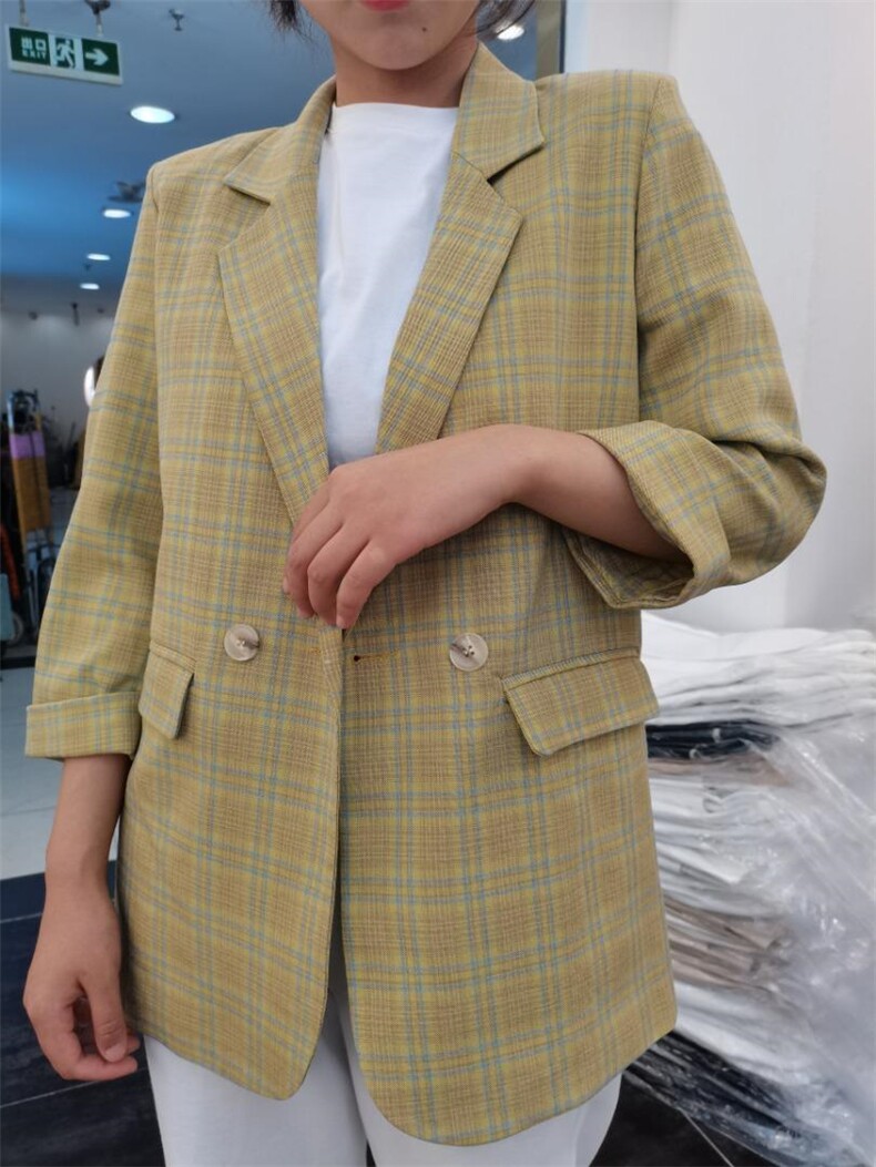 时尚大气薄西装外套、版型好、专业做外套厂家，女装西装，佐妍千黛