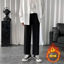 卡其色