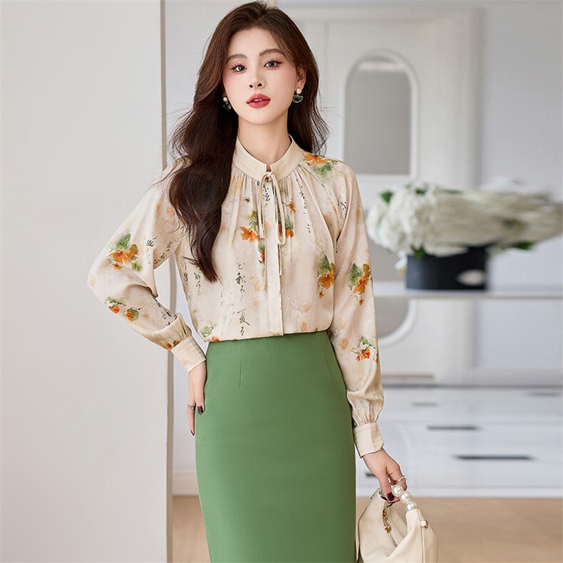 《春装新品》淑女范衬衫花色两件套套裙,女装套装/套裙,魅丽静蓝