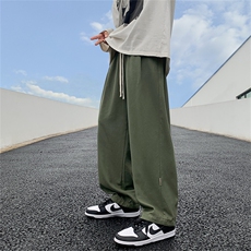 绿色