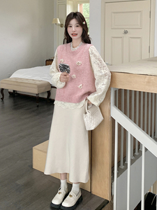韩系甜美蕾丝上衣女2025早春新款针织马甲镂空打底衫潮图片