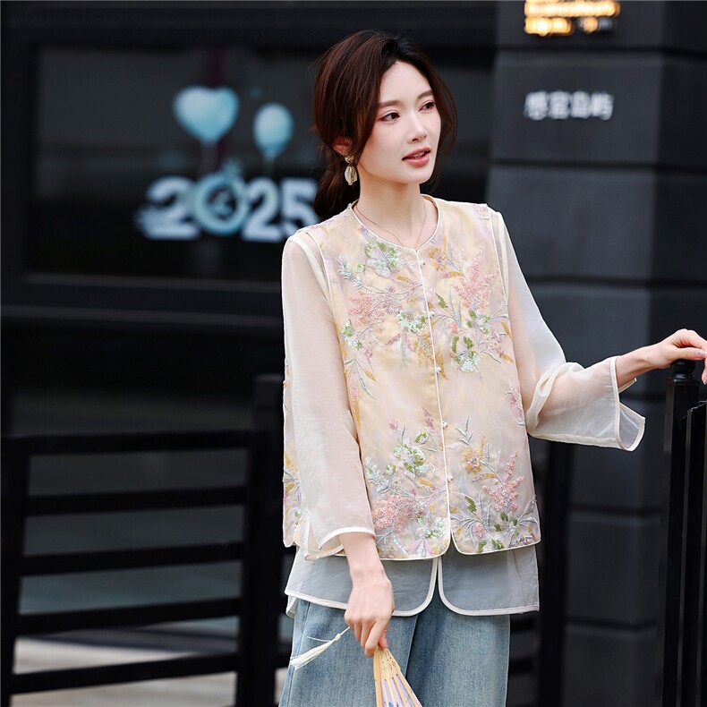 重工钉珠刺绣新中式风背心套装女2026年春夏新款搭配两件套,女装套装/套裙,鑫源服饰