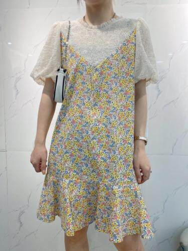 夏季新款蕾丝拼小碎花连衣裙，女装连衣裙，转角爱尚