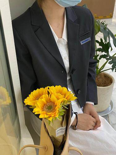 【现货】秋季新品短款小西装，女装西装，摩格