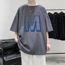 灰色