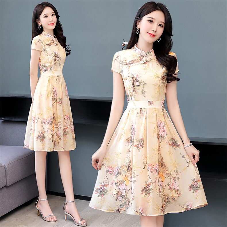 2024夏季新款简约优雅气质复古立领设计时尚修身显瘦连衣裙，女装连衣裙，伊航服饰