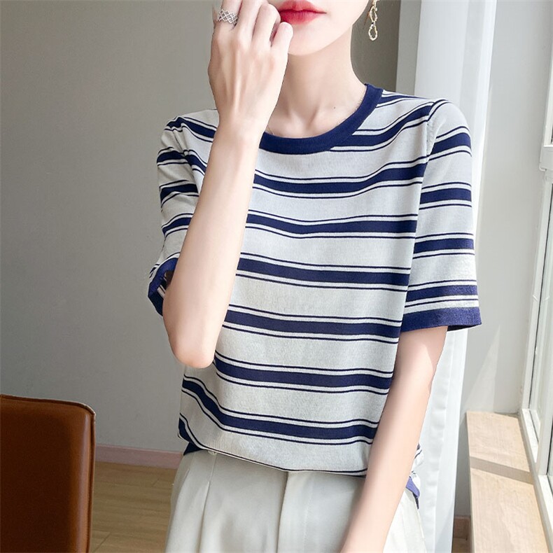 2025夏季舒适时尚百搭条纹冰丝针织短袖女圆领宽松显瘦上衣女t恤,针织衫/毛衣,萱芳婷羊绒