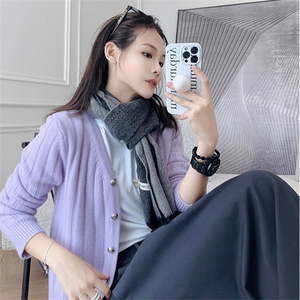 时尚百搭V领弹力羊毛开衫女款修身显瘦长袖针织衫外套图片