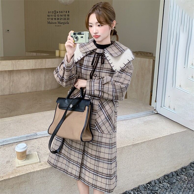 韩系俏皮娃娃领格纹毛呢大衣女2025年秋冬季新款显瘦长款呢子外套,女装毛呢外套,纯色衣恋