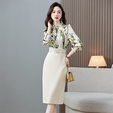 通勤春夏连衣裙长袖中长款印花拼接假两件花边系带领口过膝包臀裙，女装连衣裙，尚娜萱