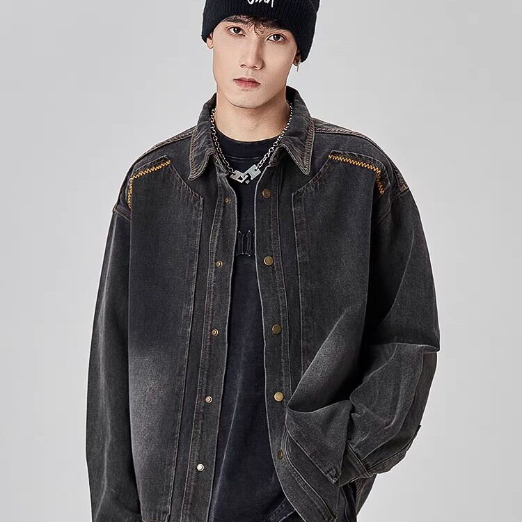秋季新款时尚潮流铆钉拼接设计水洗复古蓝翻领单排扣宽松牛仔外套，男装工装外套，星座218-1（原230）