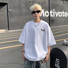 白色