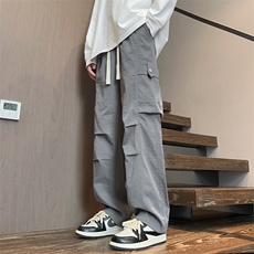 灰色